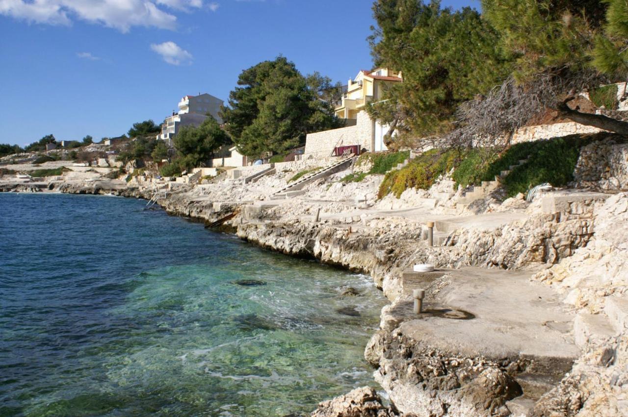 Apartments By The Sea Rastici, Ciovo - 2104 Trogir Exterior photo