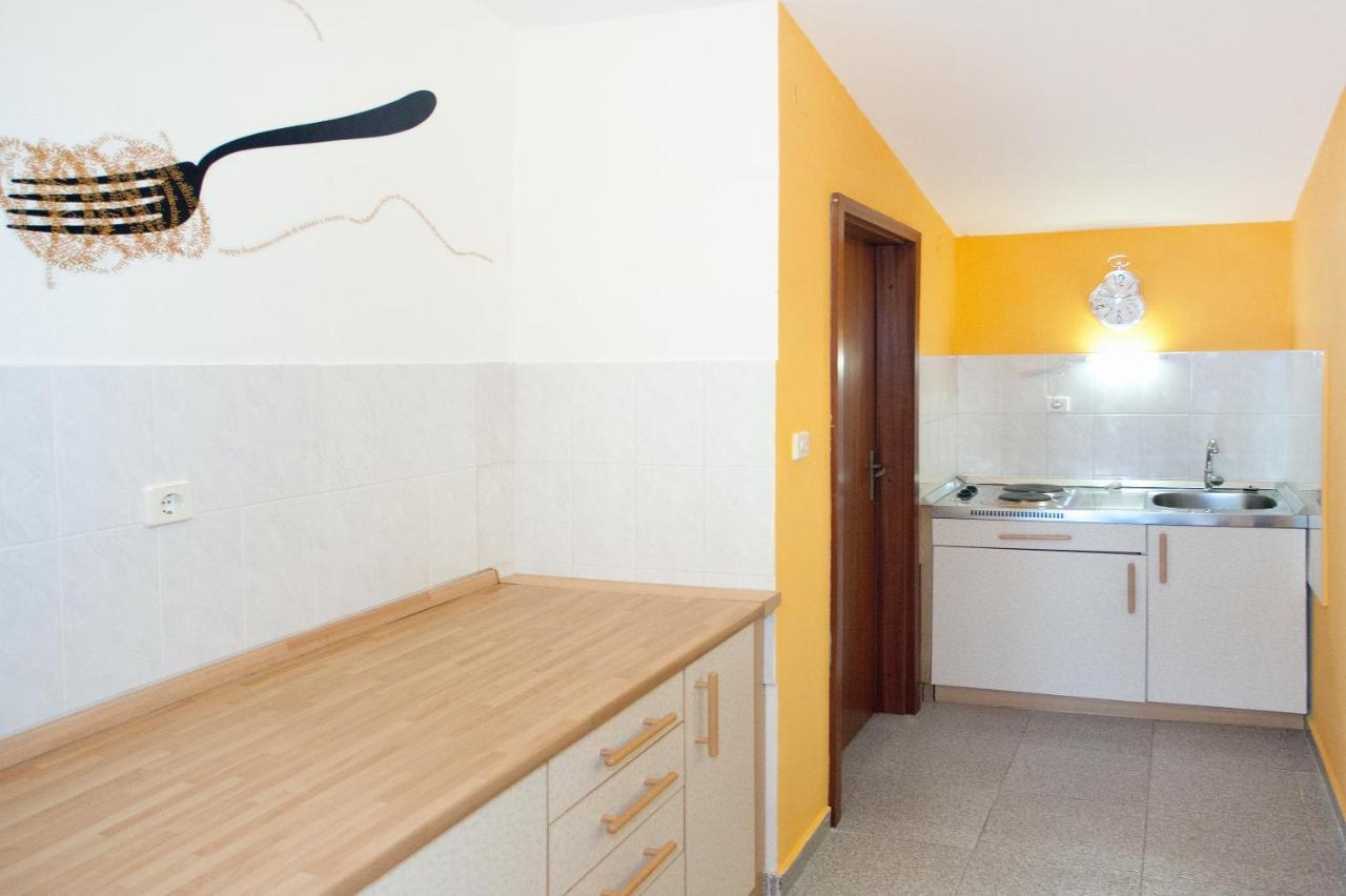 Apartments By The Sea Rastici, Ciovo - 2104 Trogir Exterior photo